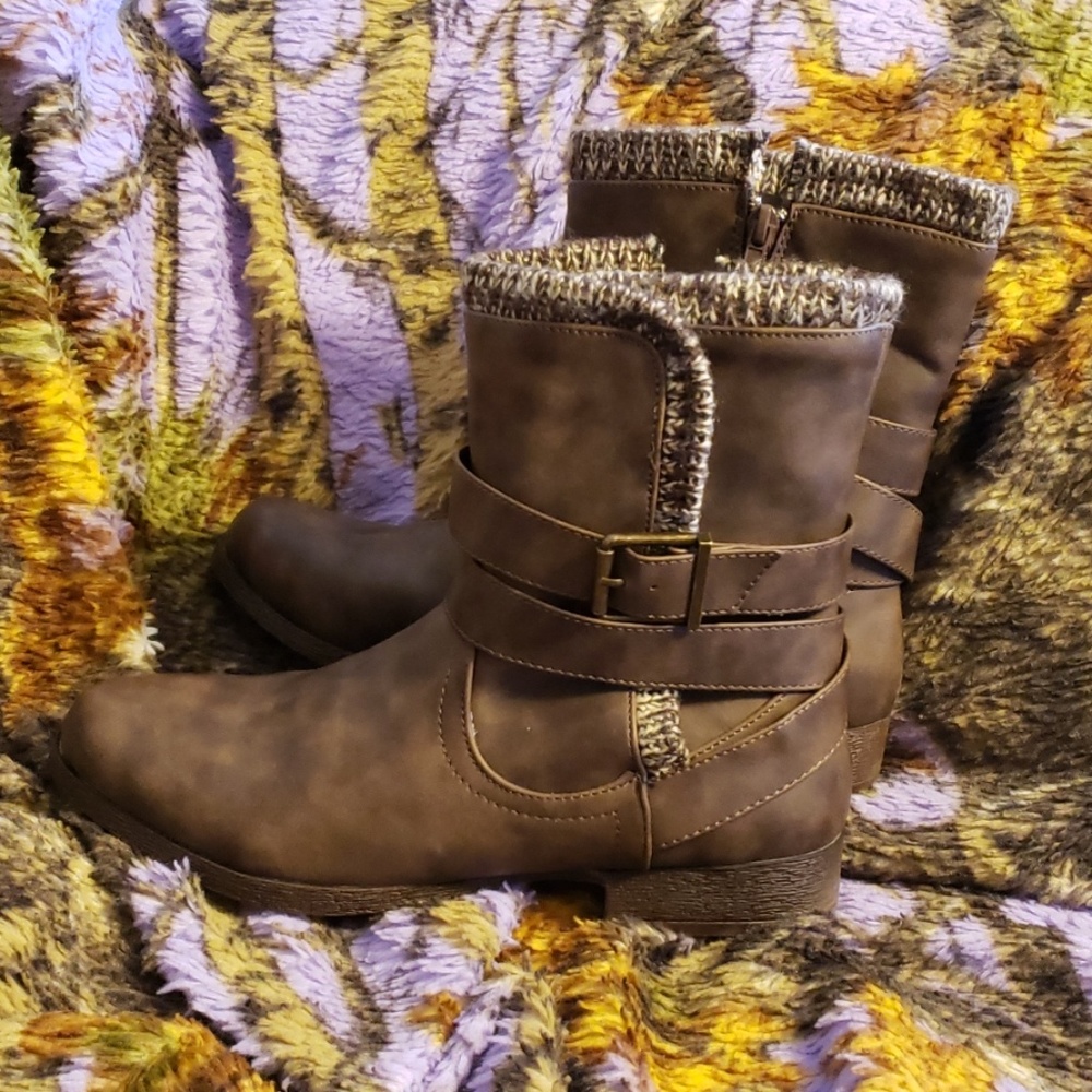 Just Fab Boots